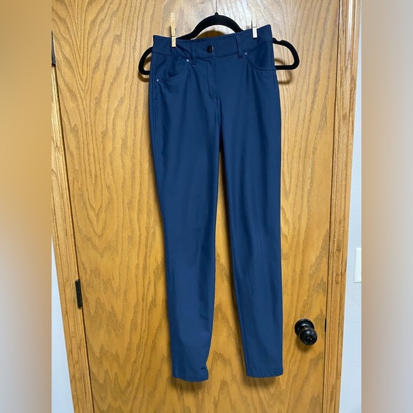 Lululemon Womens Pants Tapered Fit NAVY Stretch Size  2 - EUC - 4 Pocket Style - Picture 1 of 7